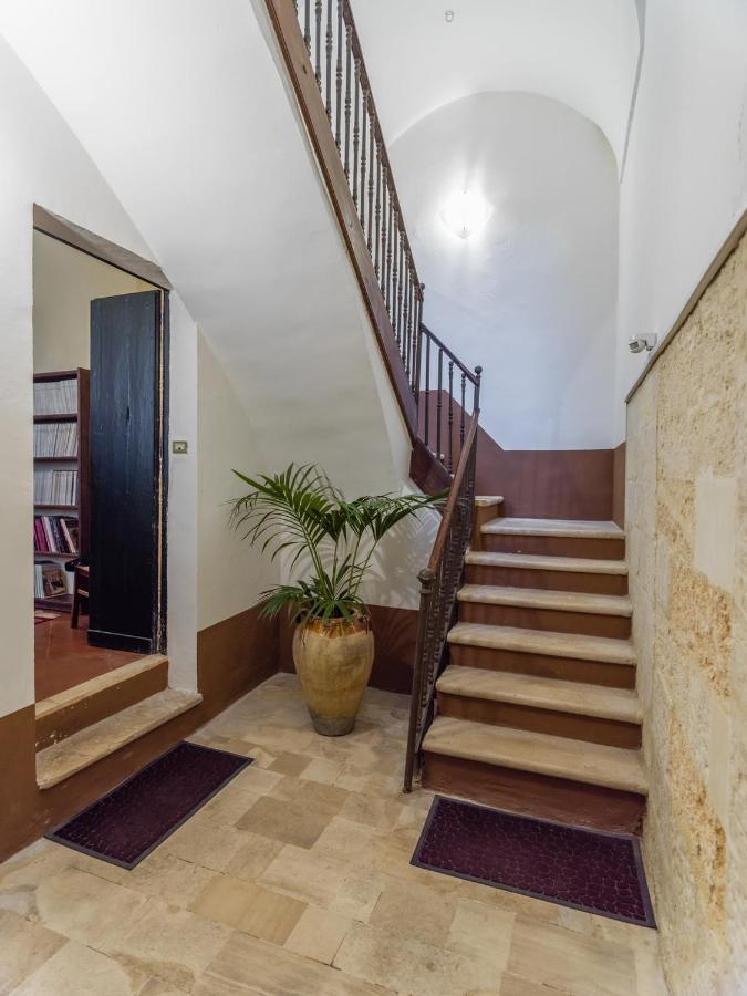 Dimora San Leucio Acomodação com café da manhã Lecce Exterior foto