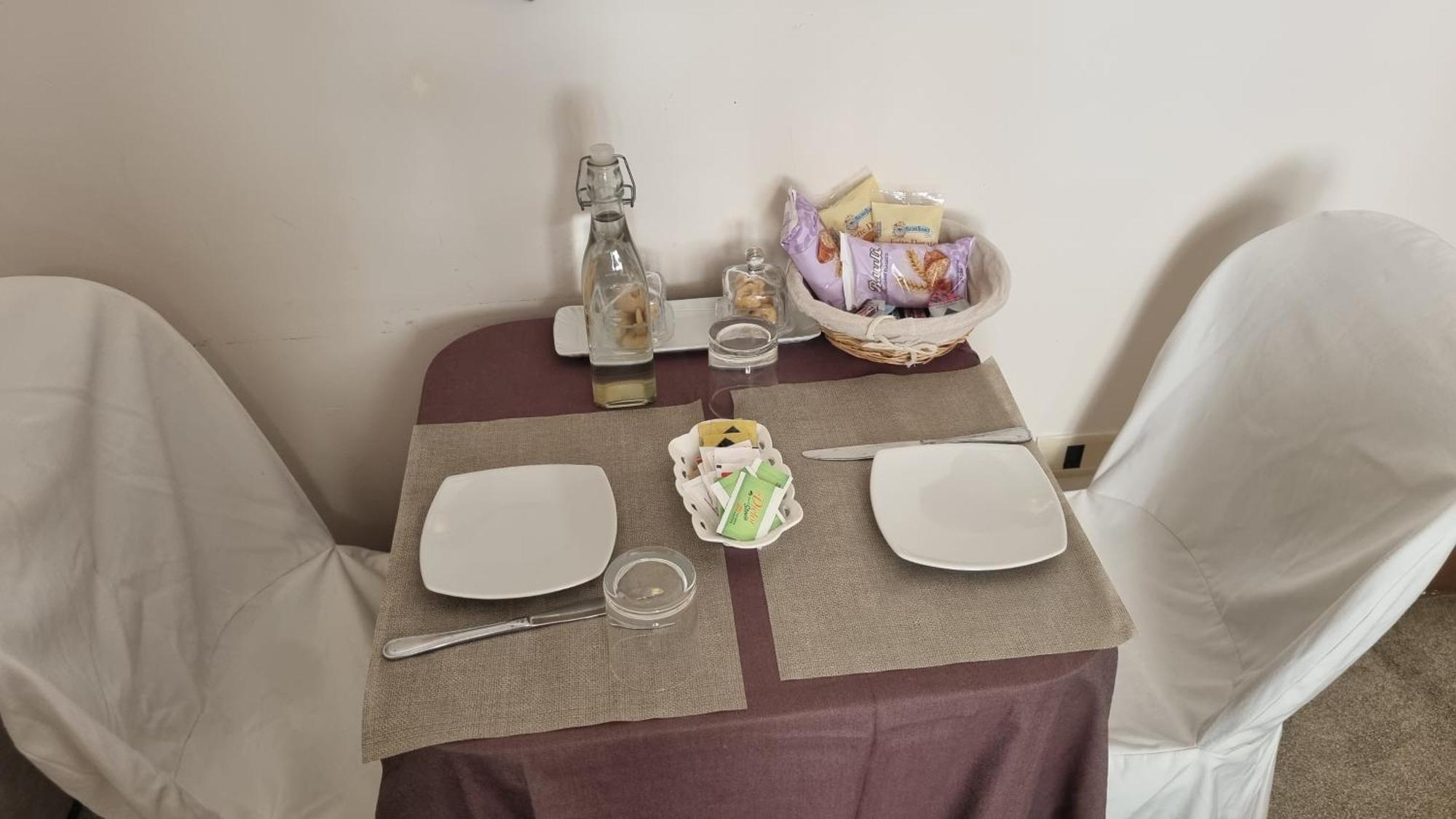 Dimora San Leucio Acomodação com café da manhã Lecce Exterior foto